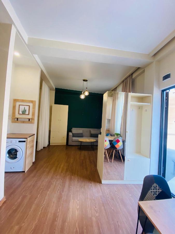 Luxury Apartment In Old Tbilisi With Terrace Exterior photo