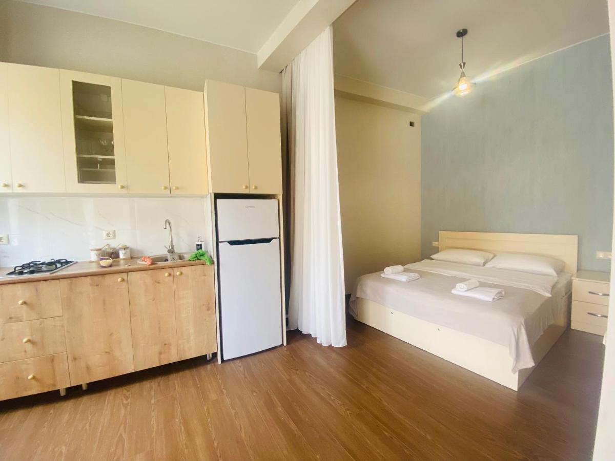 Luxury Apartment In Old Tbilisi With Terrace Exterior photo